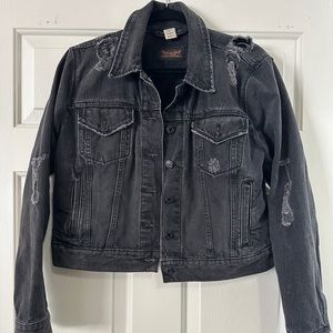 Levi’s distressed black jean jacket